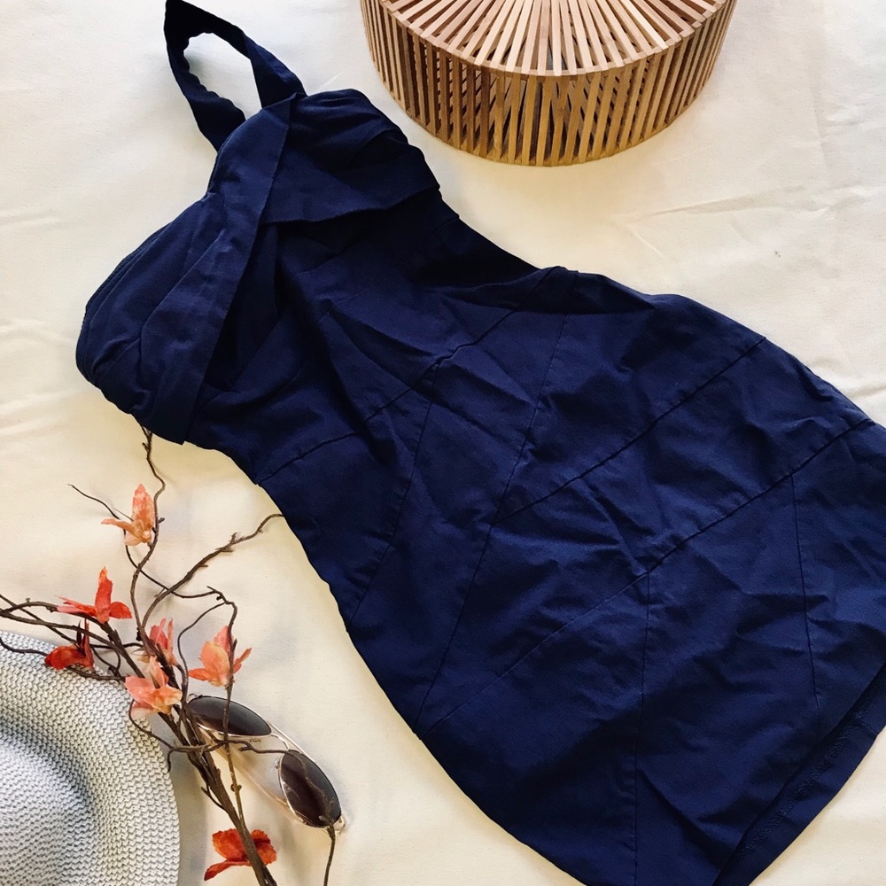 One shoulder bodycon dress